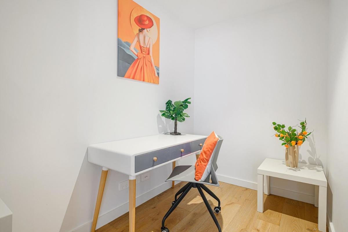 Luxury 2br Near Train Shopping Center Apartment *