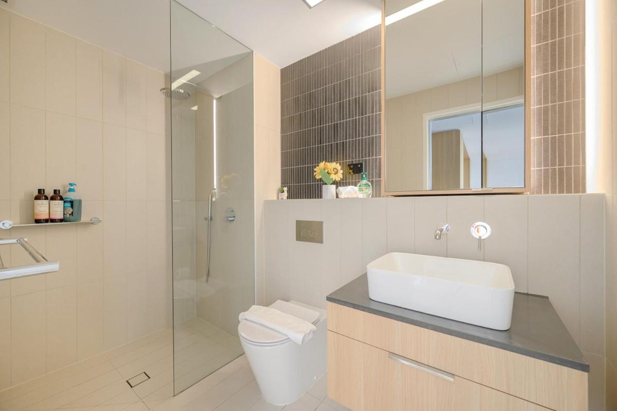 Luxury 2br Near Train Shopping Center Sydney