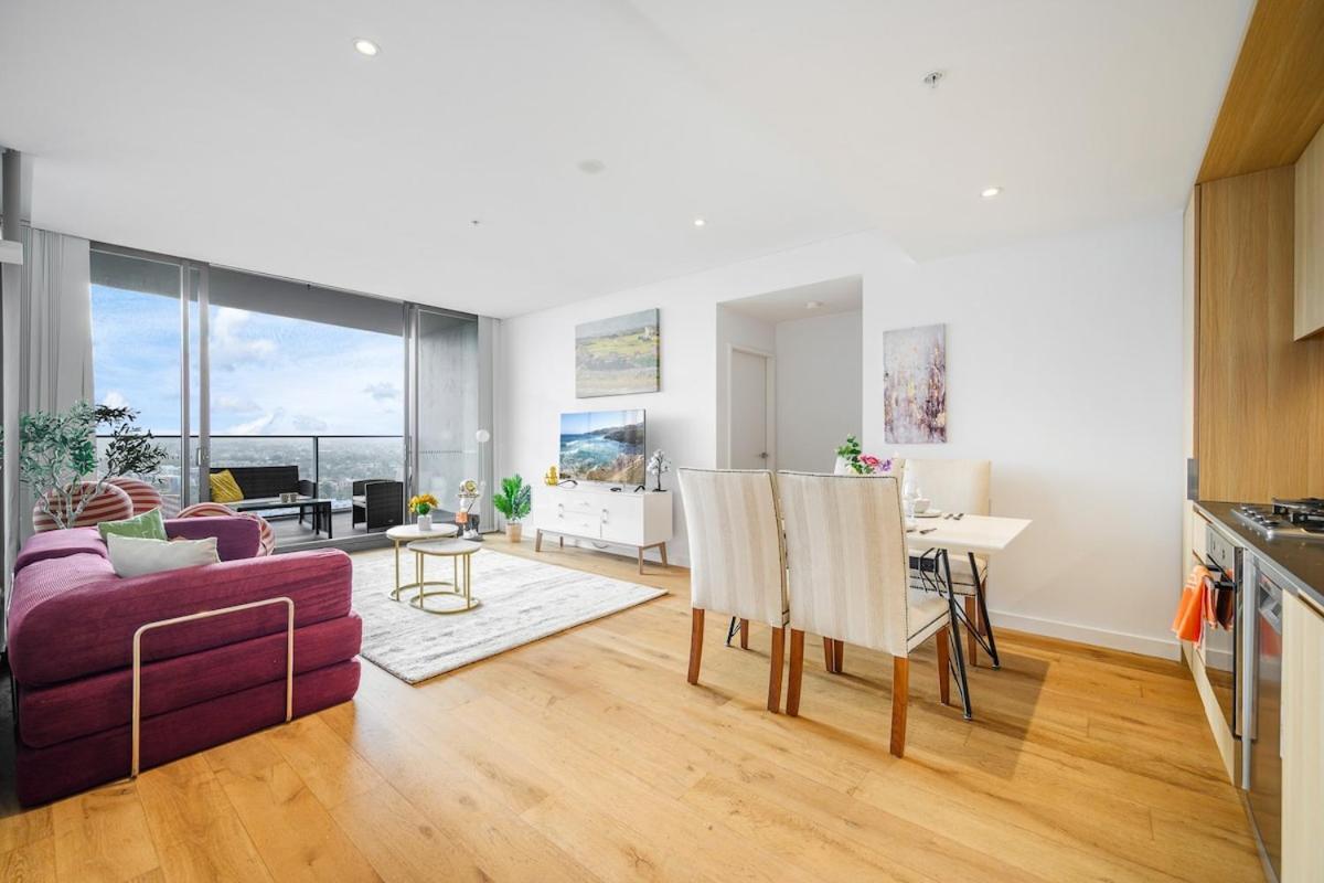 Apartment Luxury 2br Near Train Shopping Center Sydney